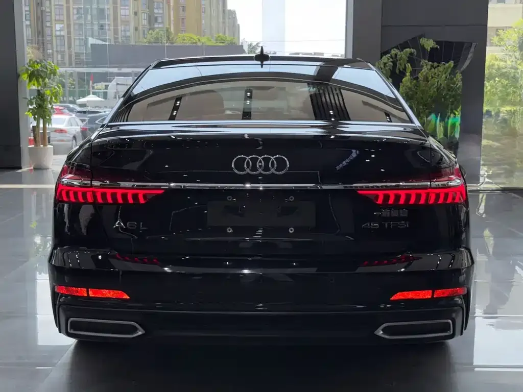 Audi A6L 2021 из CN, фото 4