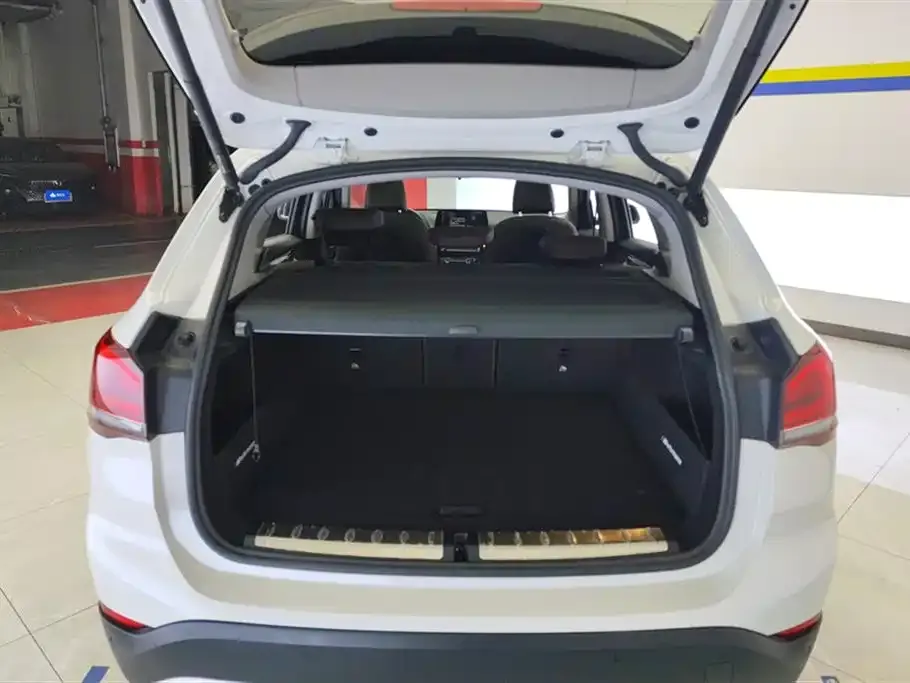 BMW X1 2021 из CN, фото 8