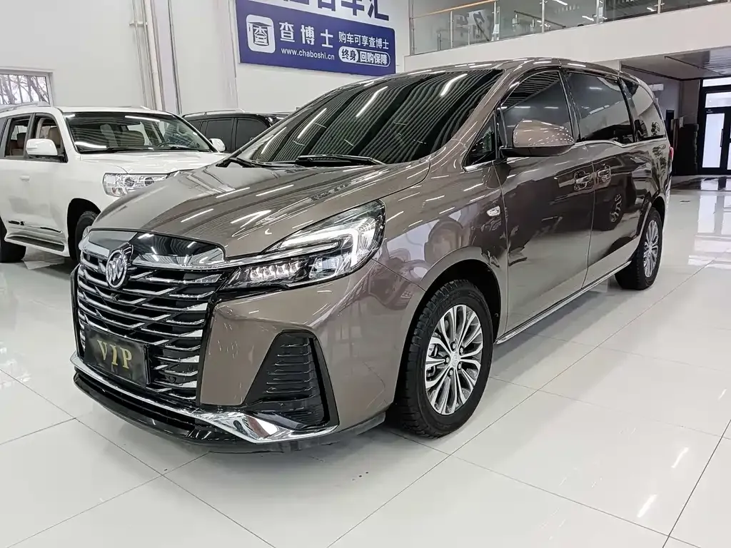 Buick GL8 2023 из CN, фото 1