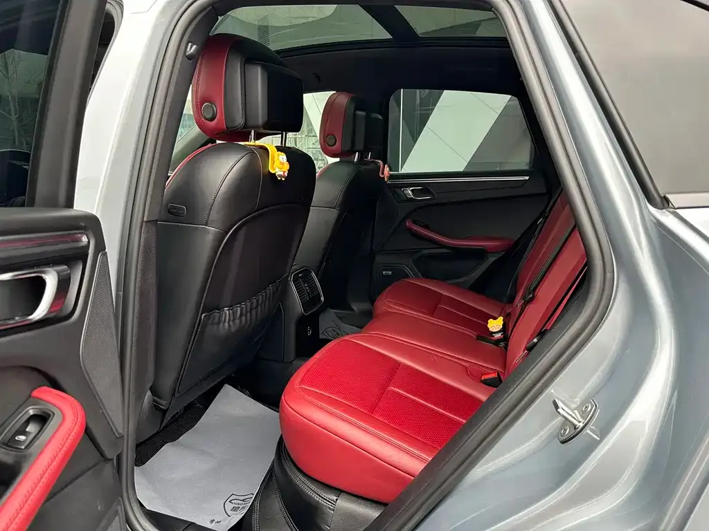 Porsche Macan 2023 из CN, фото 8