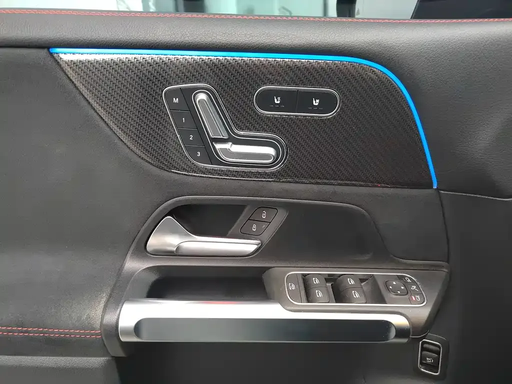 Mercedes-Benz GLB AMG 2024 из CN, фото 4