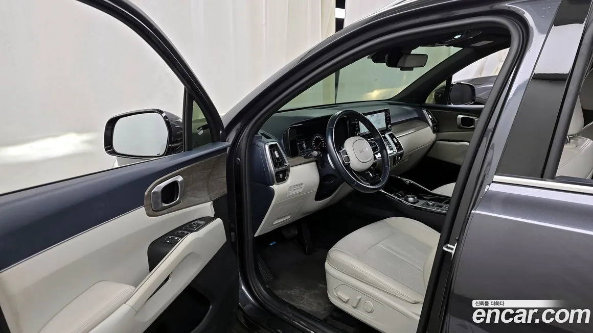 Kia Sorento — фото 8