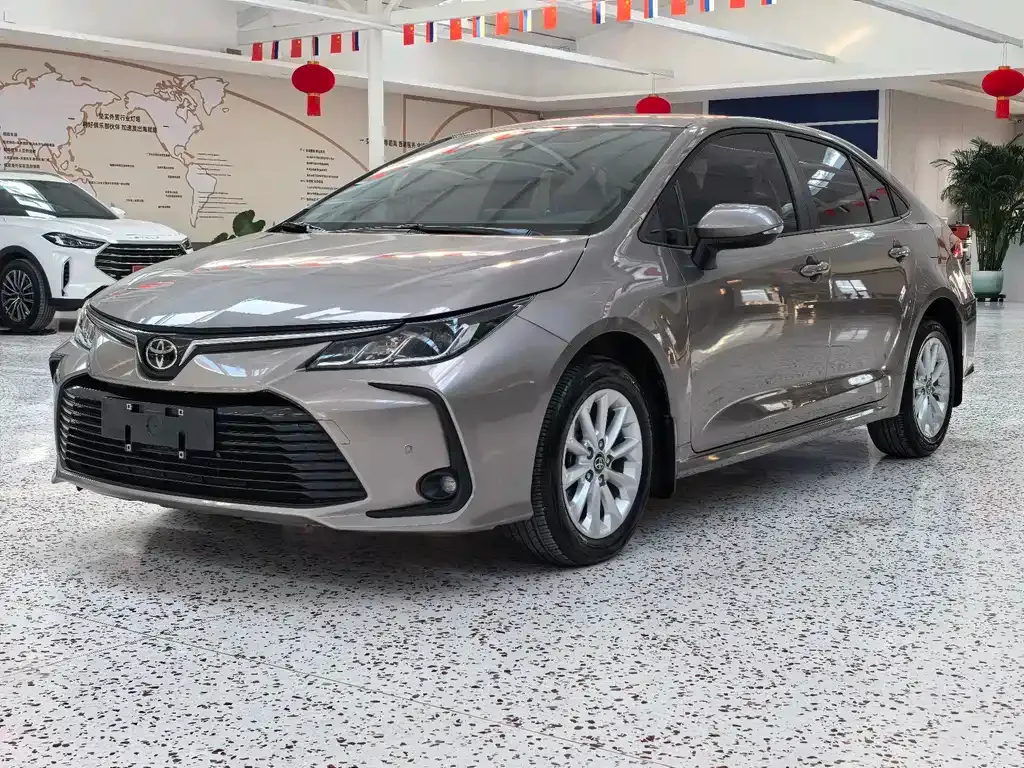 Toyota Corolla 2022 из CN, фото 1