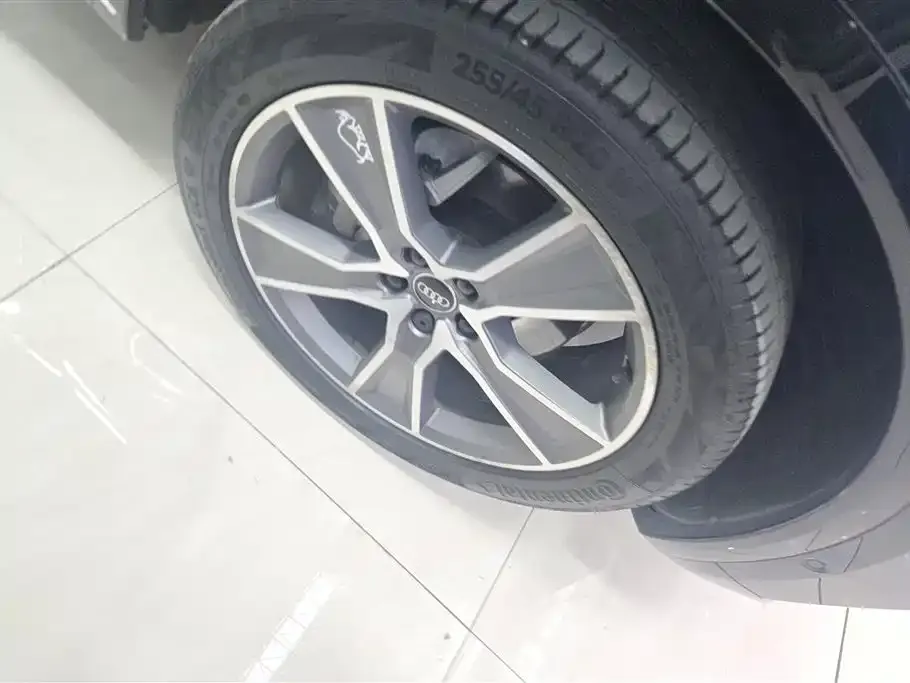 Audi Q5L 2023 из CN, фото 8