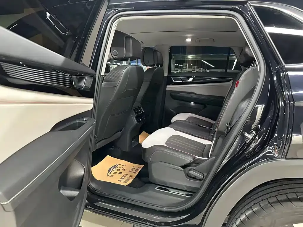 Volkswagen Teramont 2024 из CN, фото 8