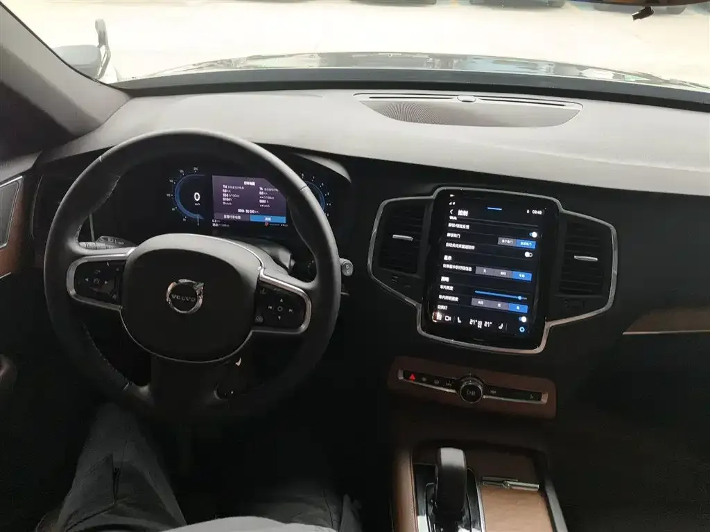 Volvo XC90 2022 из CN, фото 3
