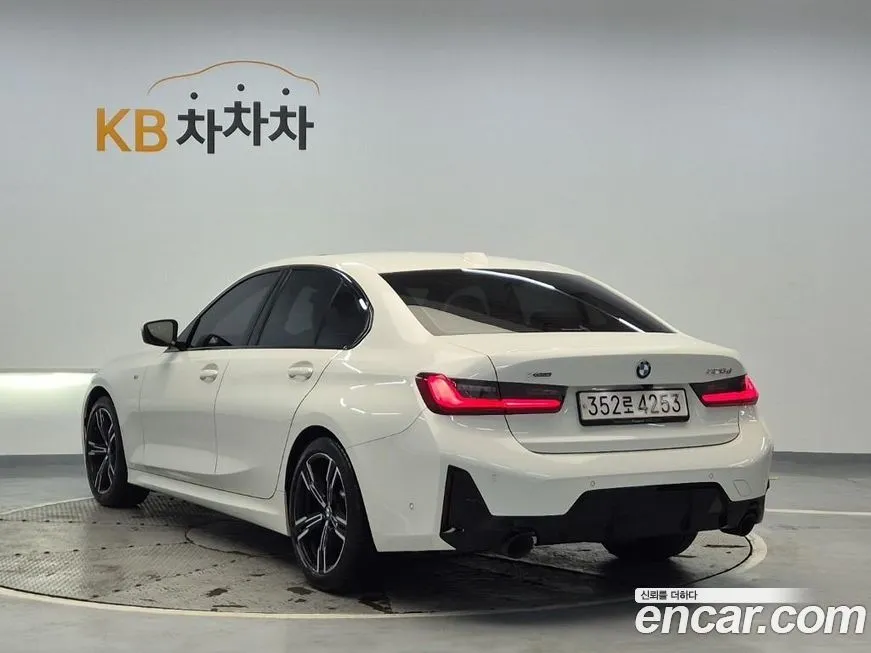 BMW 3-Series 2024 из KR, фото 5