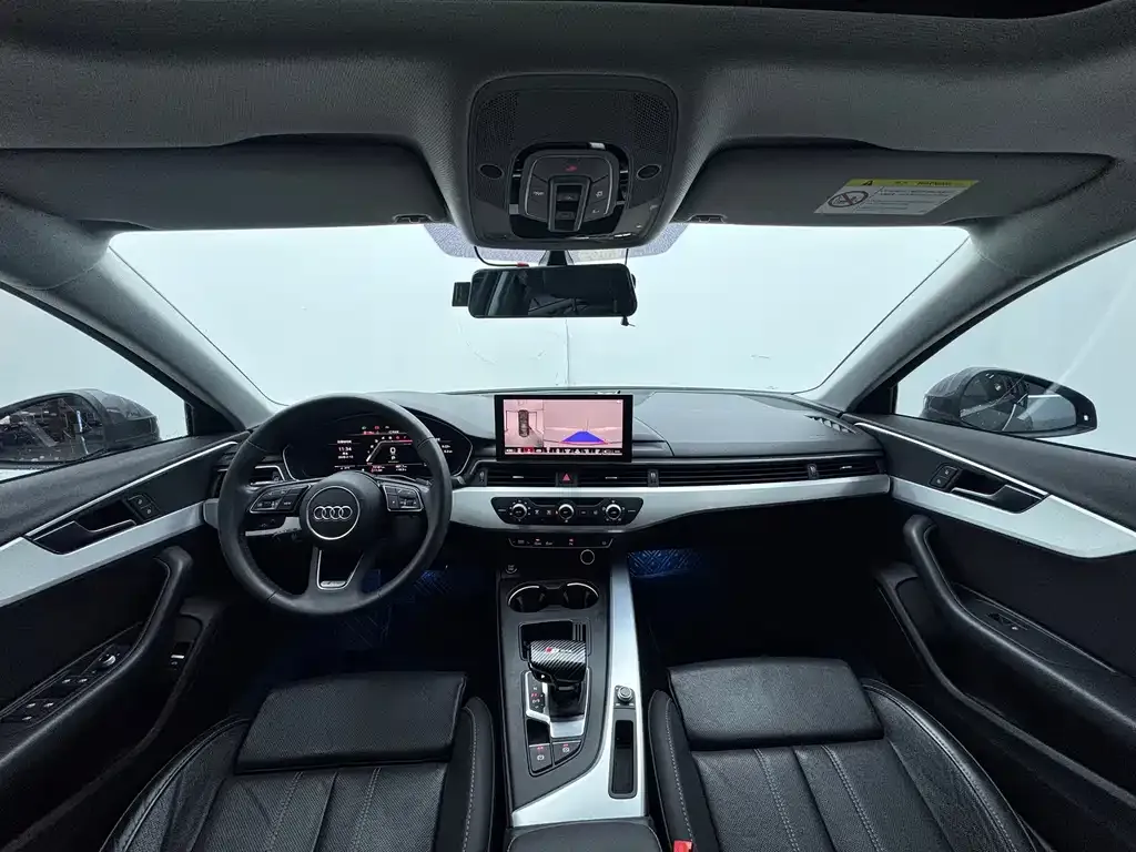 Audi A4L 2022 из CN, фото 10