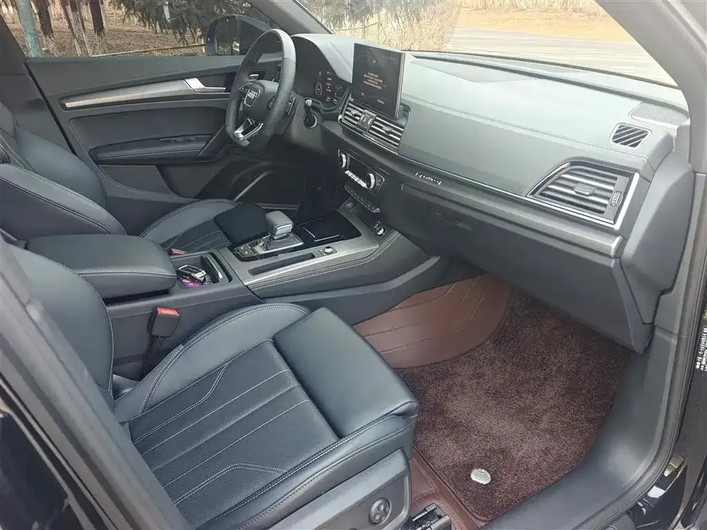 Audi Q5L 2025 из CN, фото 6