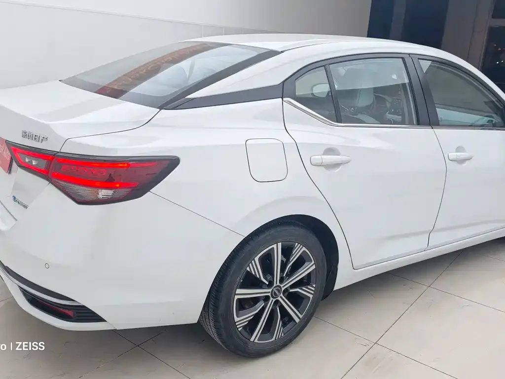 Nissan Sylphy 2023 из CN, фото 3