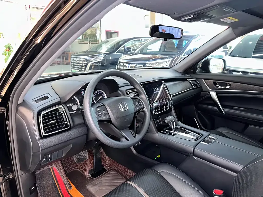 Honda UR-V 2023 из CN, фото 8