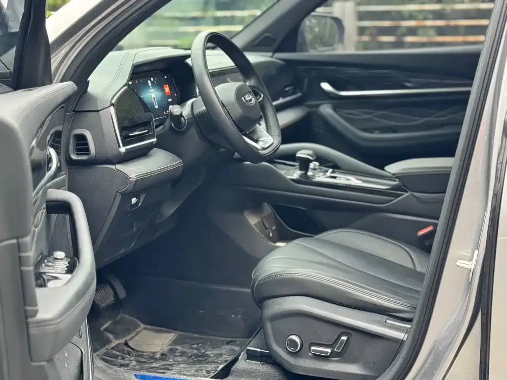 Geely Xingyue L 2024 из CN, фото 5