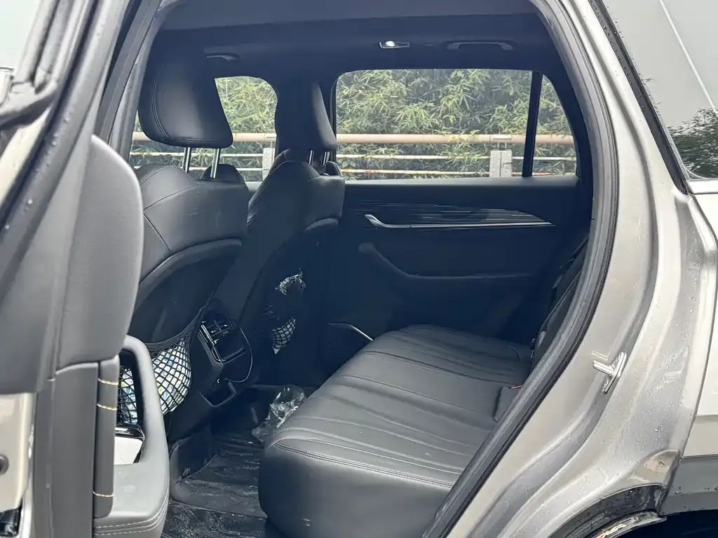 Geely Xingyue L 2024 из CN, фото 2