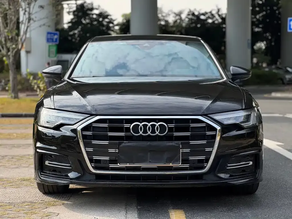 Audi A6L 2023 из CN, фото 1
