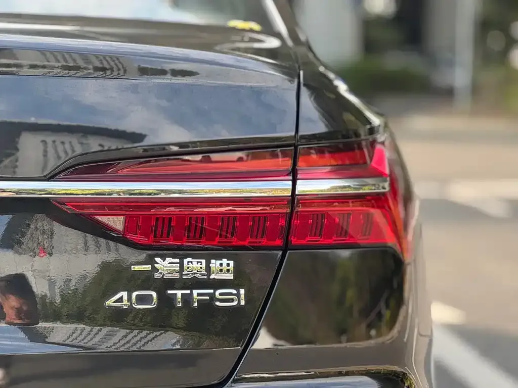 Audi A6L 2023 из CN, фото 6
