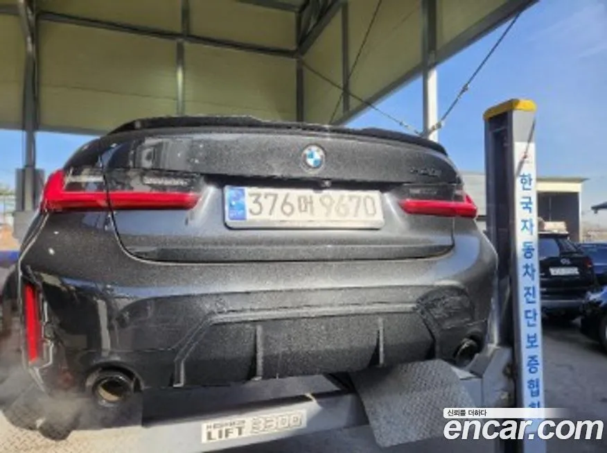 BMW 3-Series 2024 из KR, фото 1