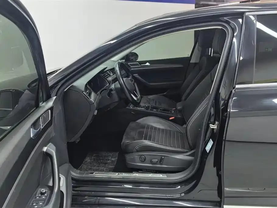 Volkswagen Magotan 2022 из CN, фото 9