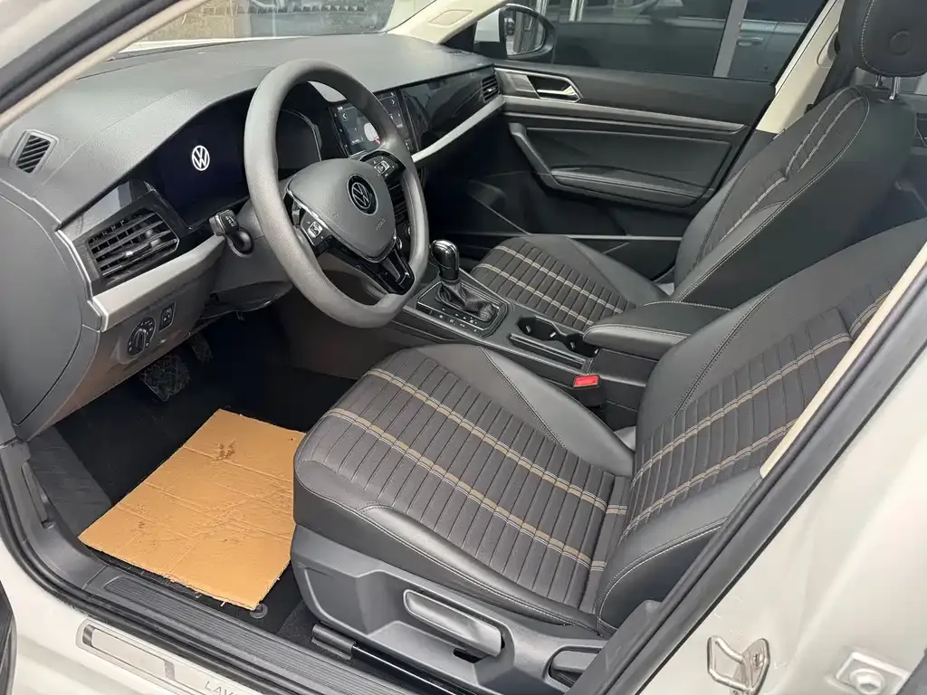 Volkswagen Lavida 2022 из CN, фото 8