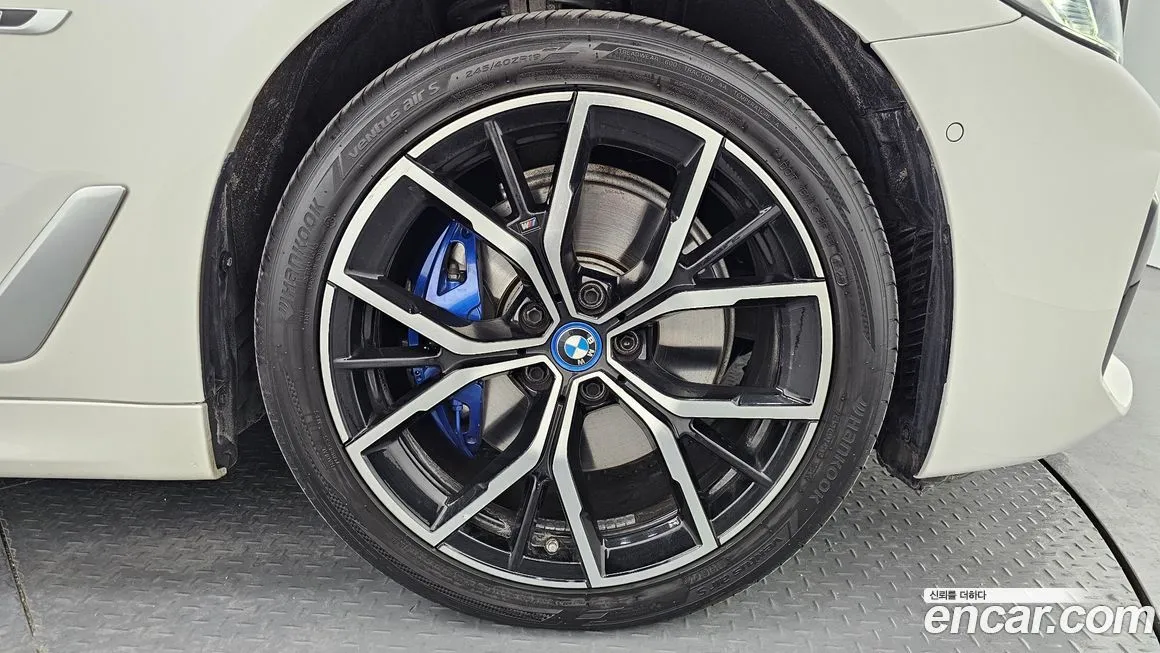 BMW 5-Series 2023 из KR, фото 4