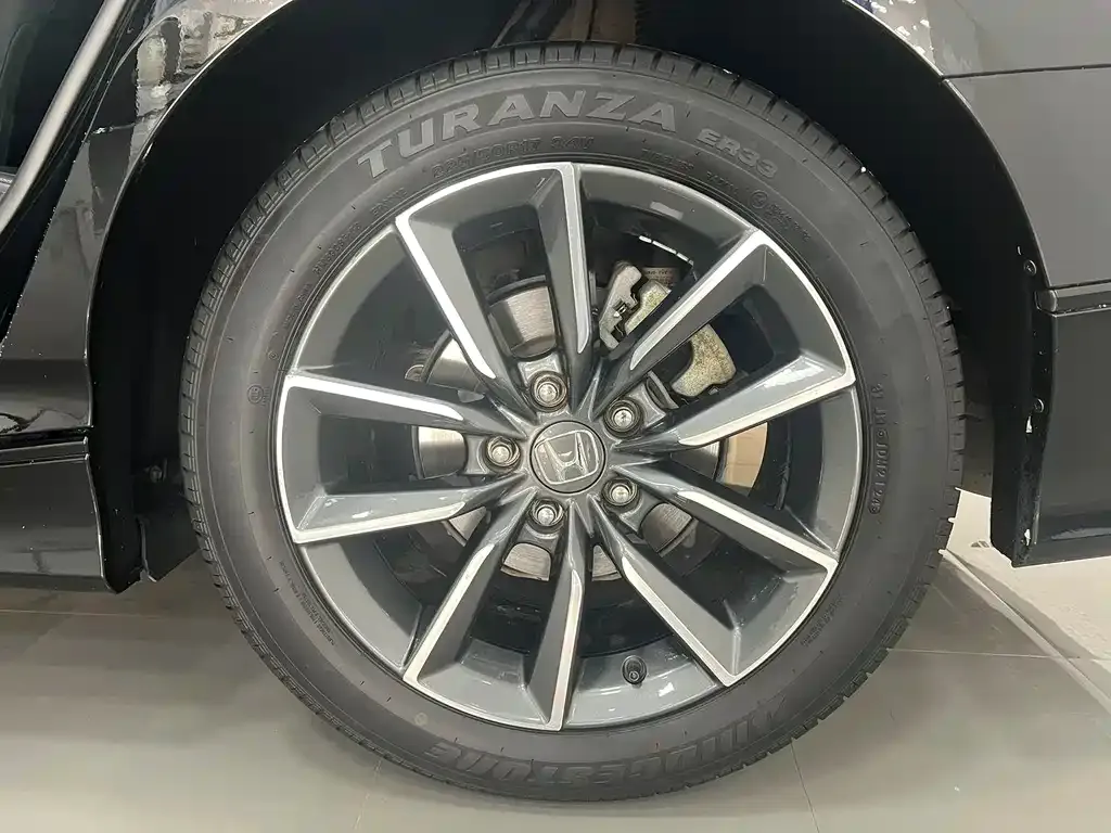 Honda Inspire 2023 из CN, фото 7