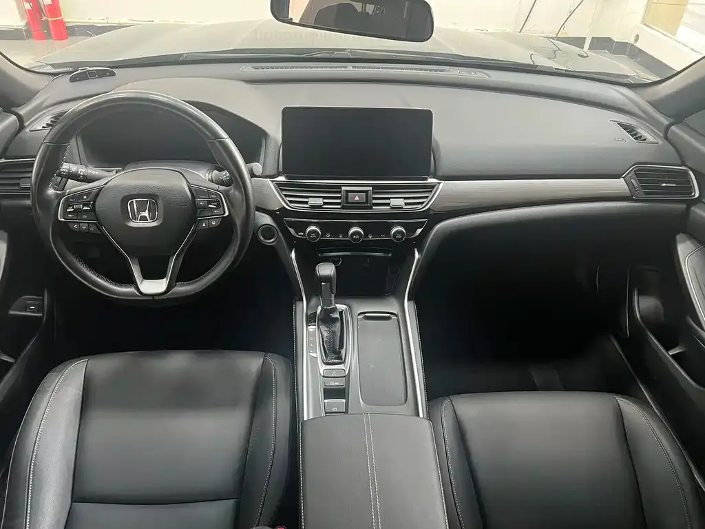 Honda Inspire 2023 из CN, фото 3