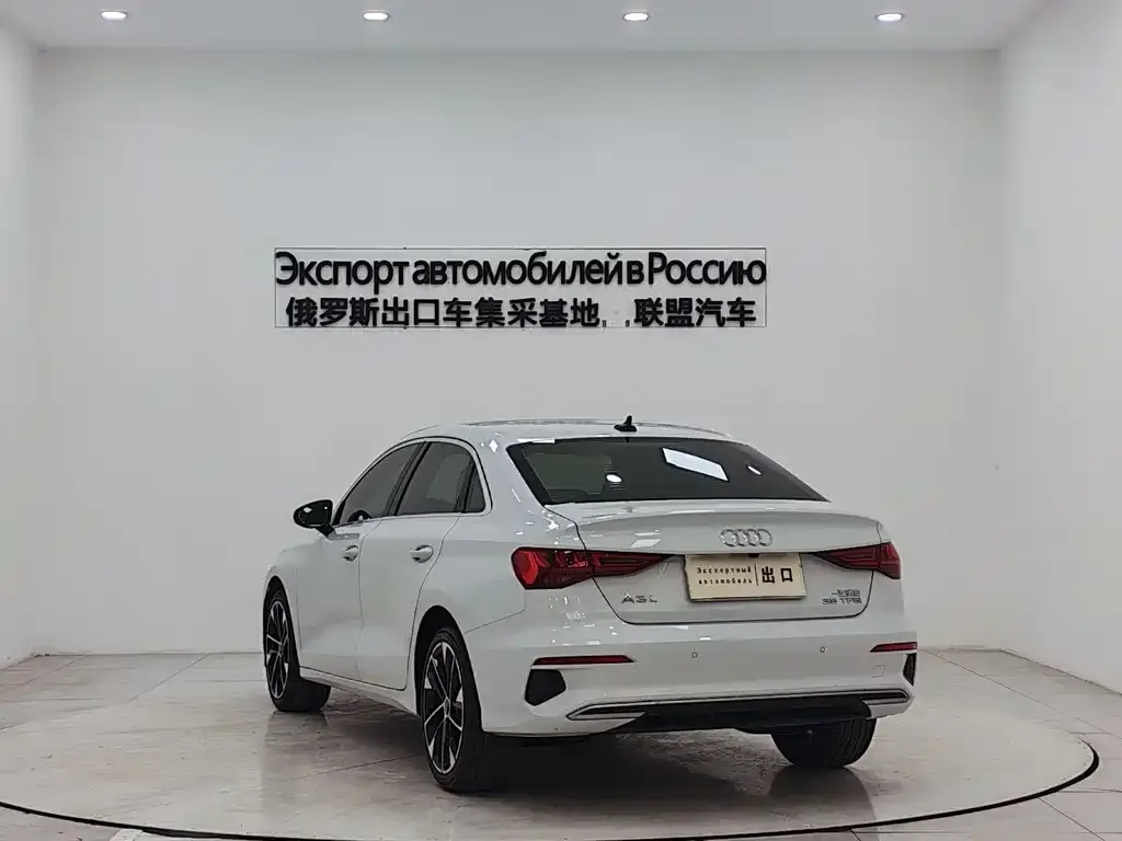 Audi A3 2023 из CN, фото 4