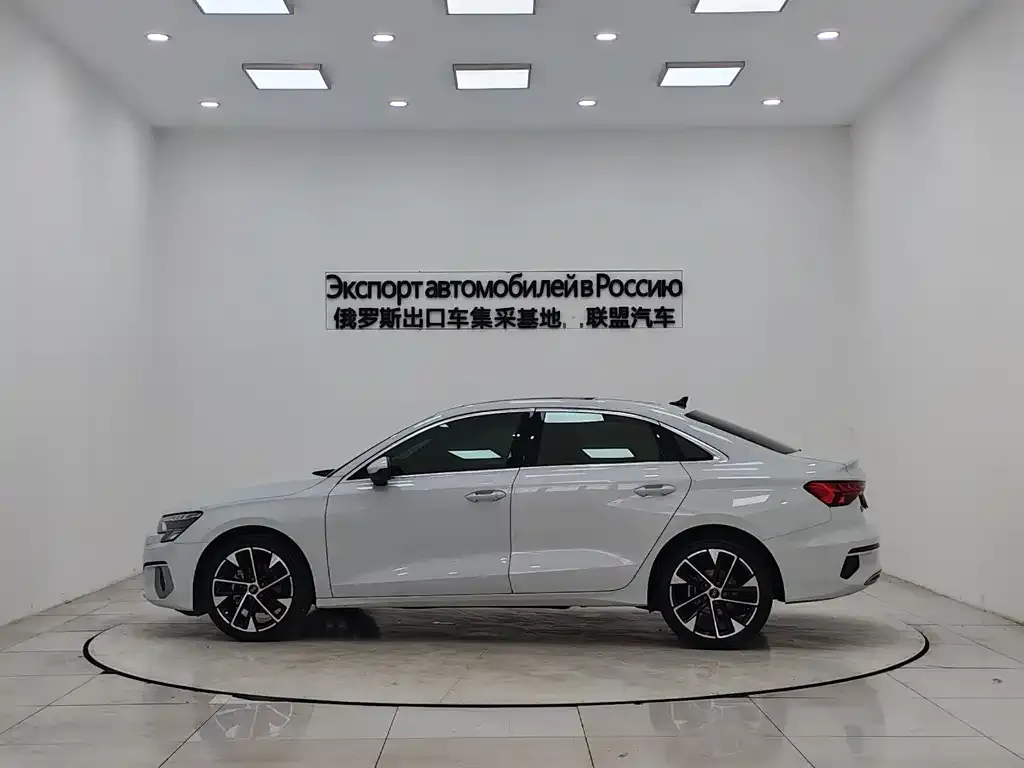 Audi A3 2023 из CN, фото 6