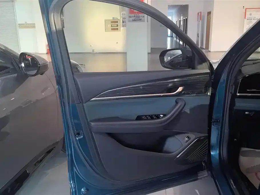 Geely Xingyue L 2021 из CN, фото 2