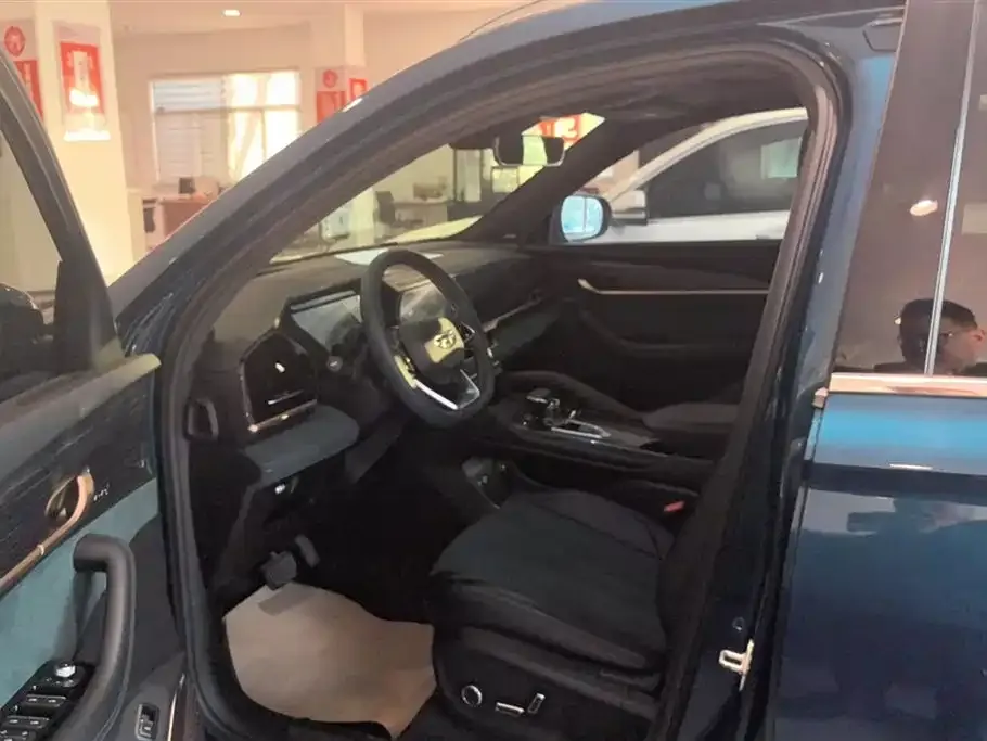 Geely Xingyue L 2021 из CN, фото 3