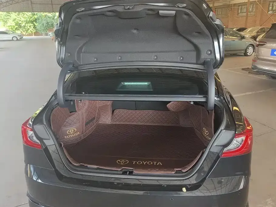 Toyota Camry 2024 из CN, фото 10