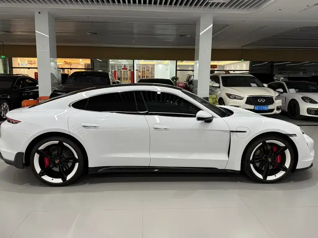 Porsche Taycan 2022 из CN, фото 5