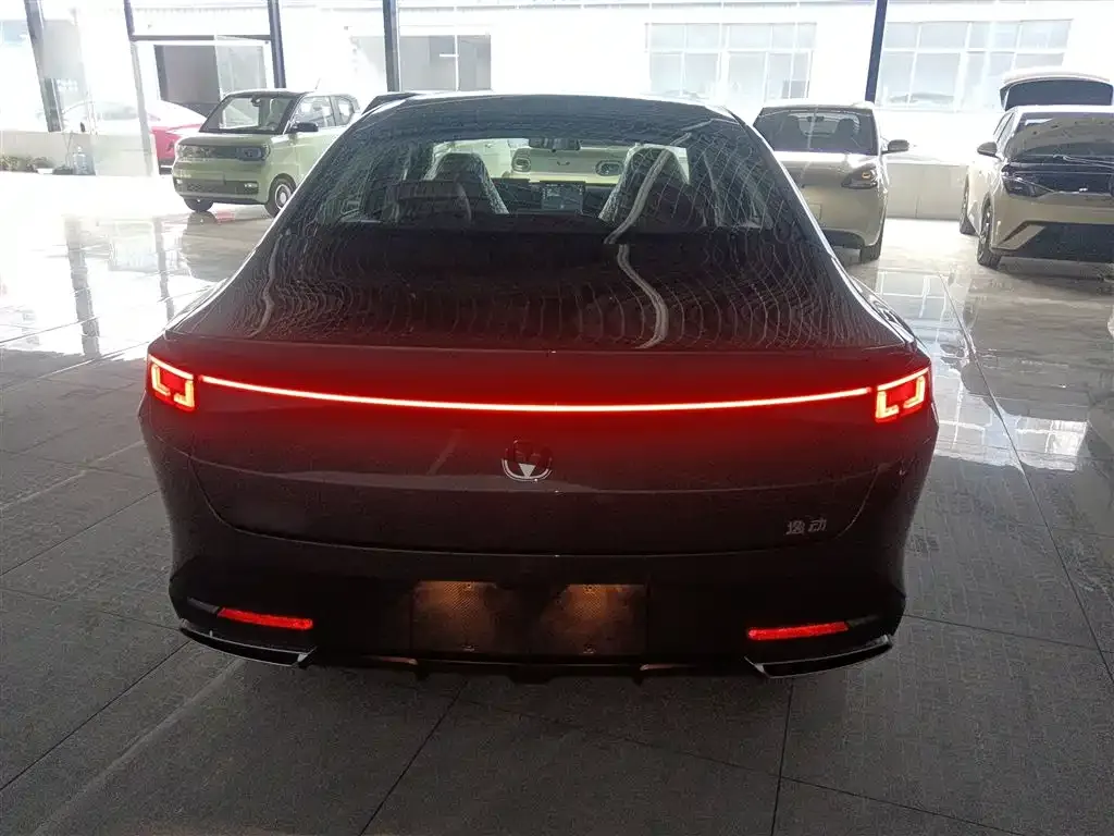 Changan Eado PHEV 2025 из CN, фото 2