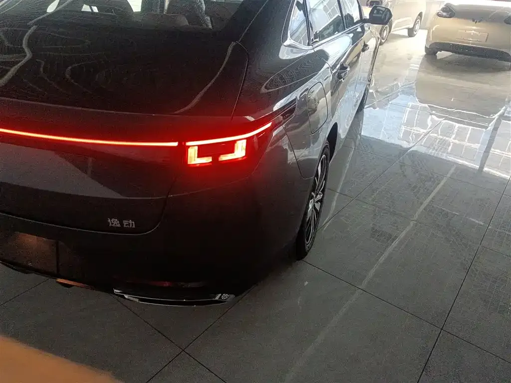 Changan Eado PHEV 2025 из CN, фото 9