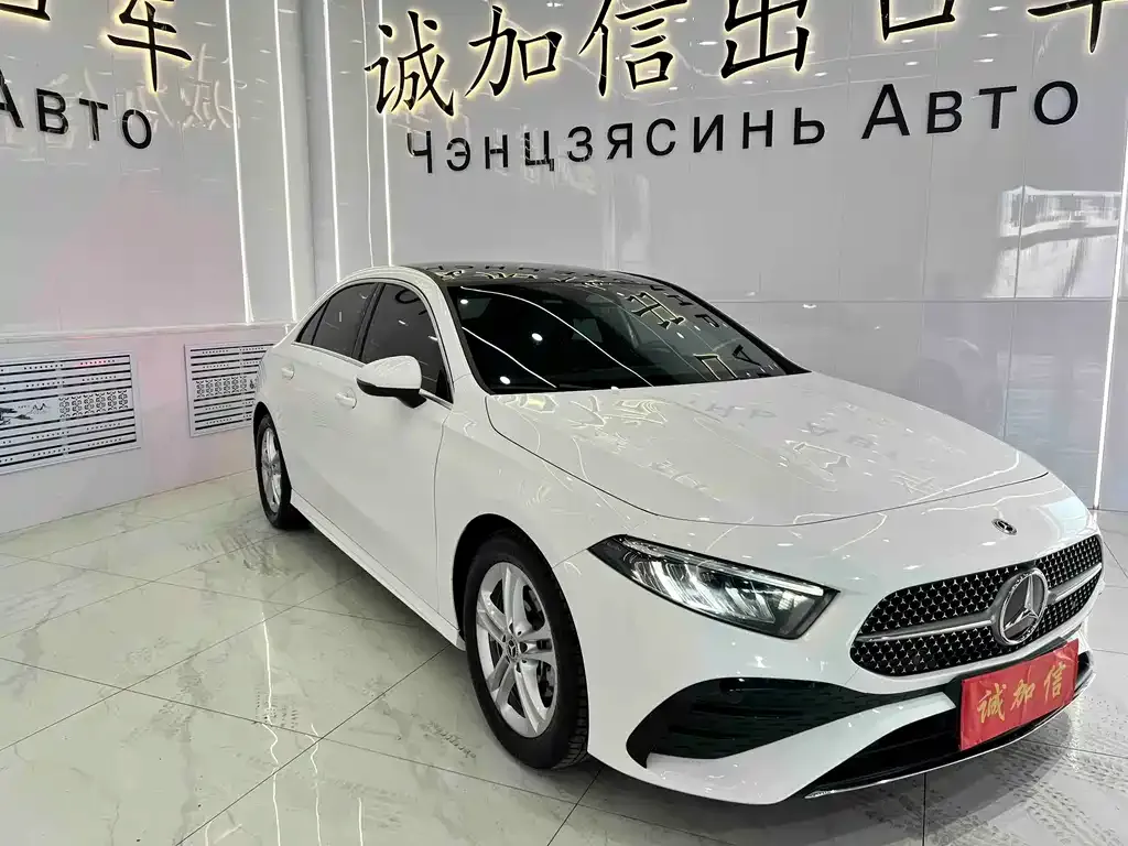 Mercedes-Benz A-Class 2023 из CN, фото 4