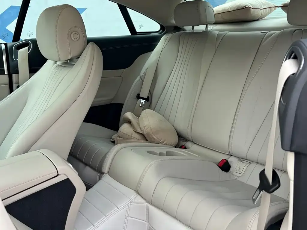 Mercedes-Benz E-Class (Import) — фото 2