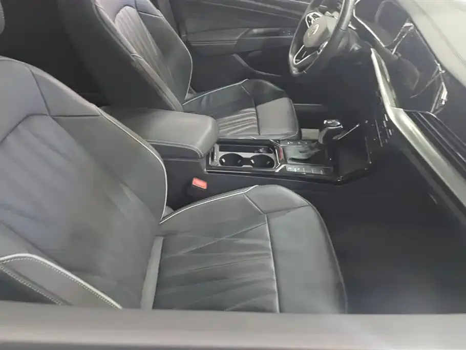 Volkswagen Passat — фото 3