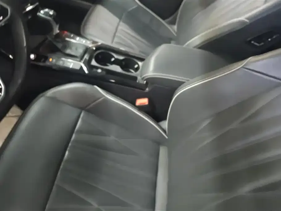 Volkswagen Passat — фото 9