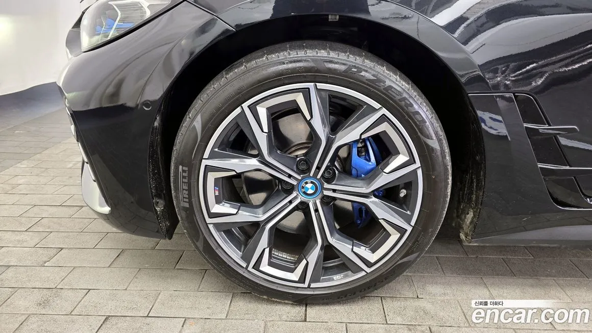 BMW i4 2024 из KR, фото 6