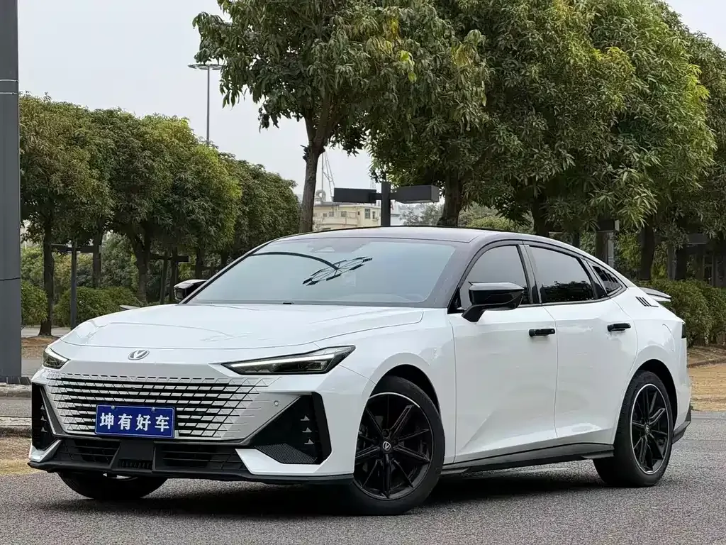 Changan UNI-V 2023 из CN, фото 1