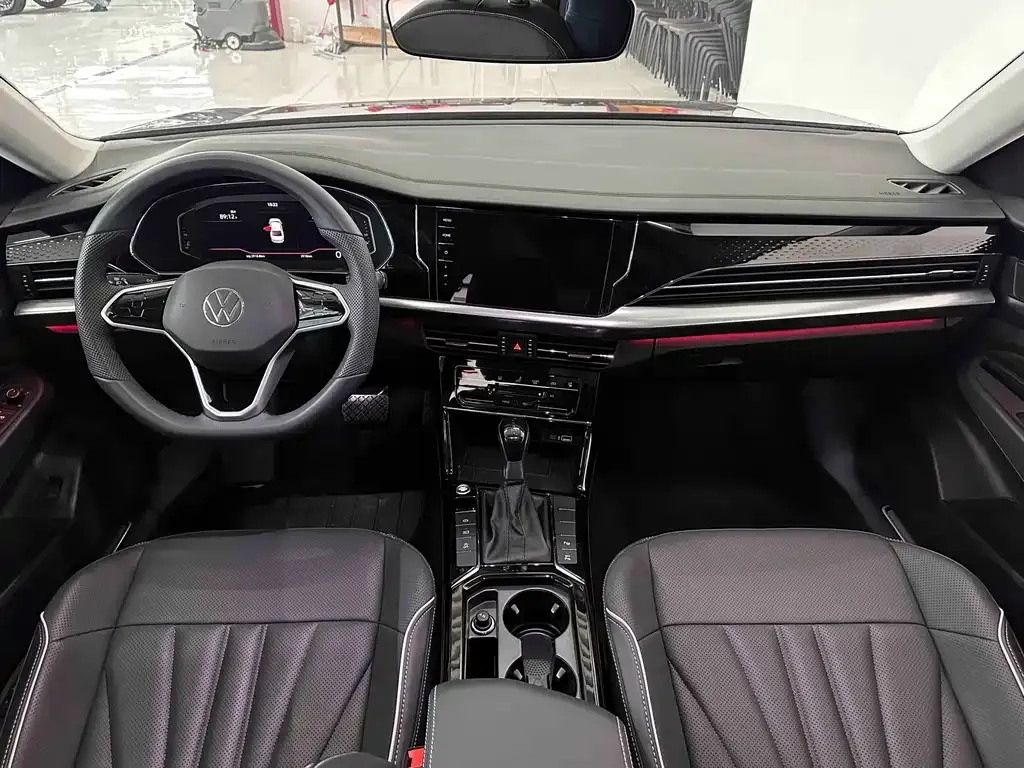 Volkswagen Passat 2024 из CN, фото 8