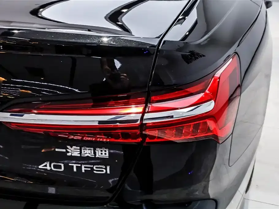 Audi A6L 2023 из CN, фото 3