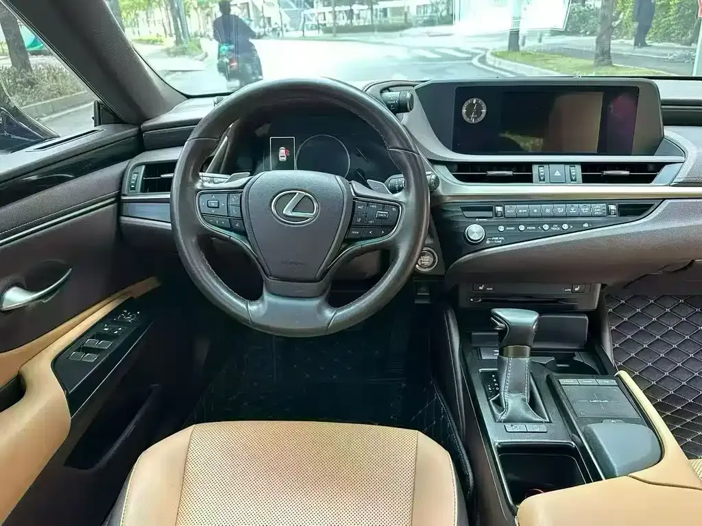 Lexus ES 2021 из CN, фото 5
