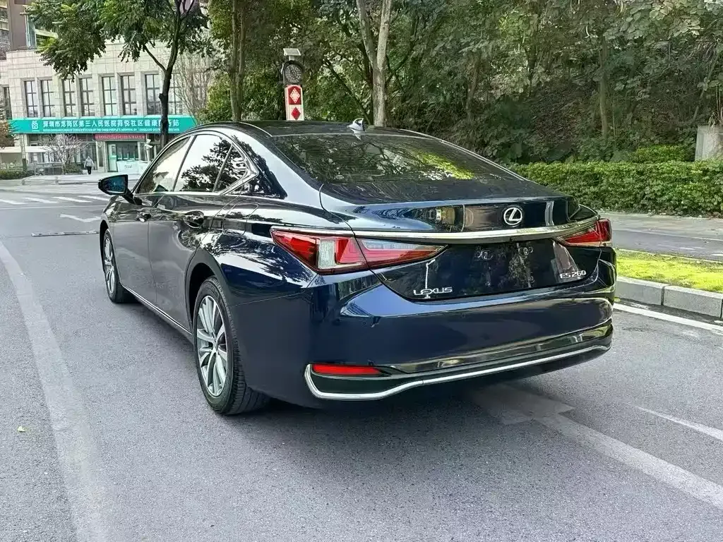 Lexus ES 2021 из CN, фото 6