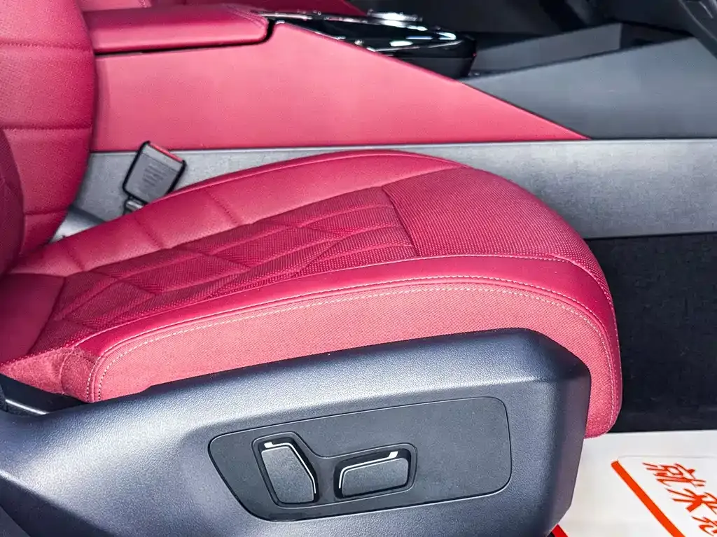 BMW 5 Series — фото 10