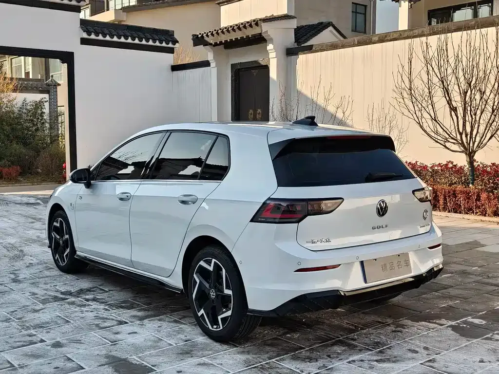 Volkswagen Golf 2025 из CN, фото 6