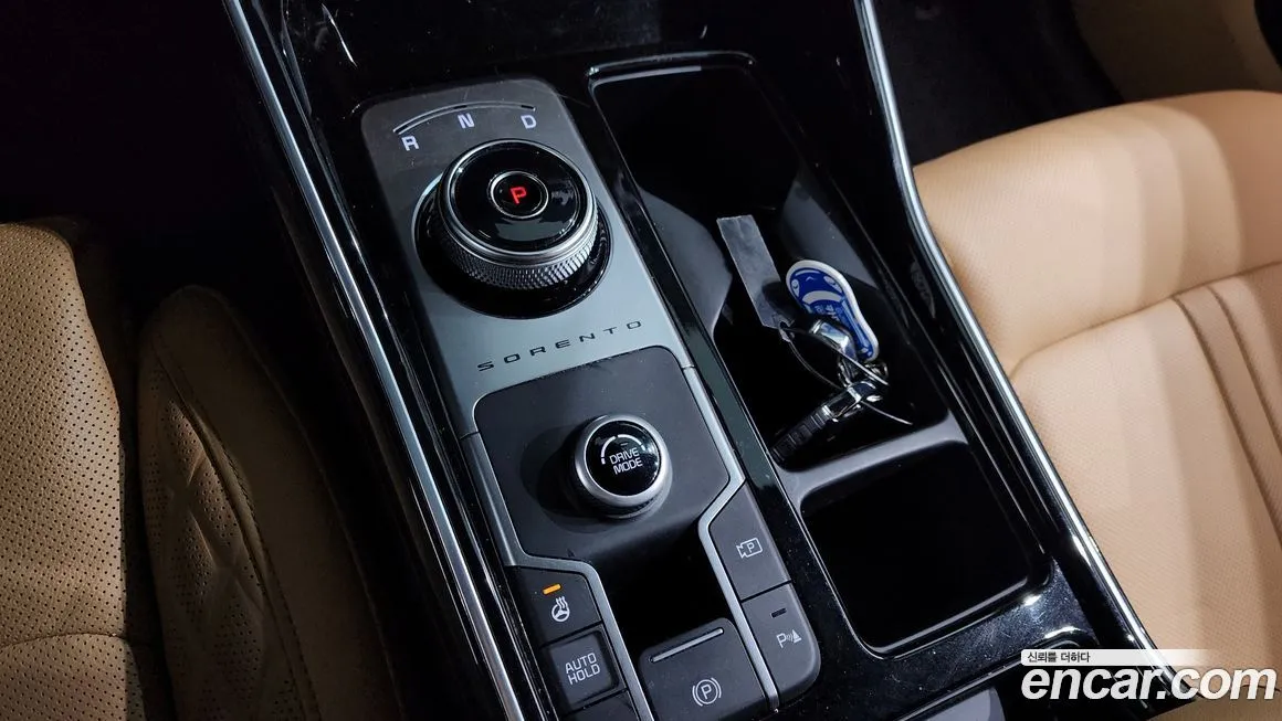 Kia Sorento — фото 9