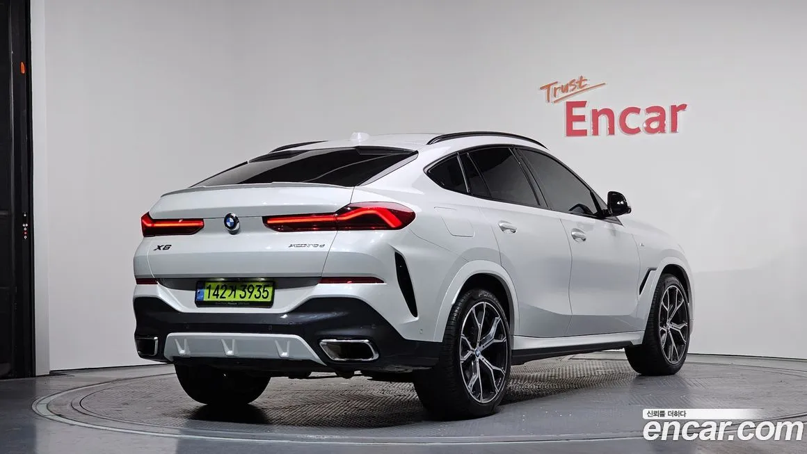 BMW X6 2024 из KR, фото 2