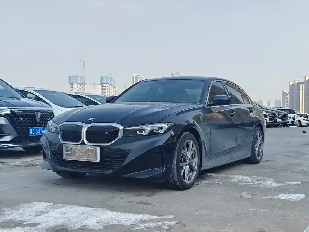 BMW i3 2023 из CN, фото 1