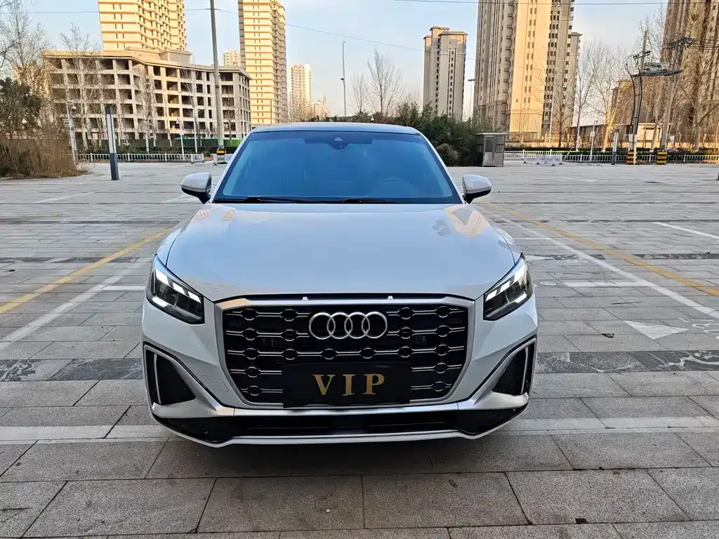 Audi Q2L 2023 из CN, фото 8