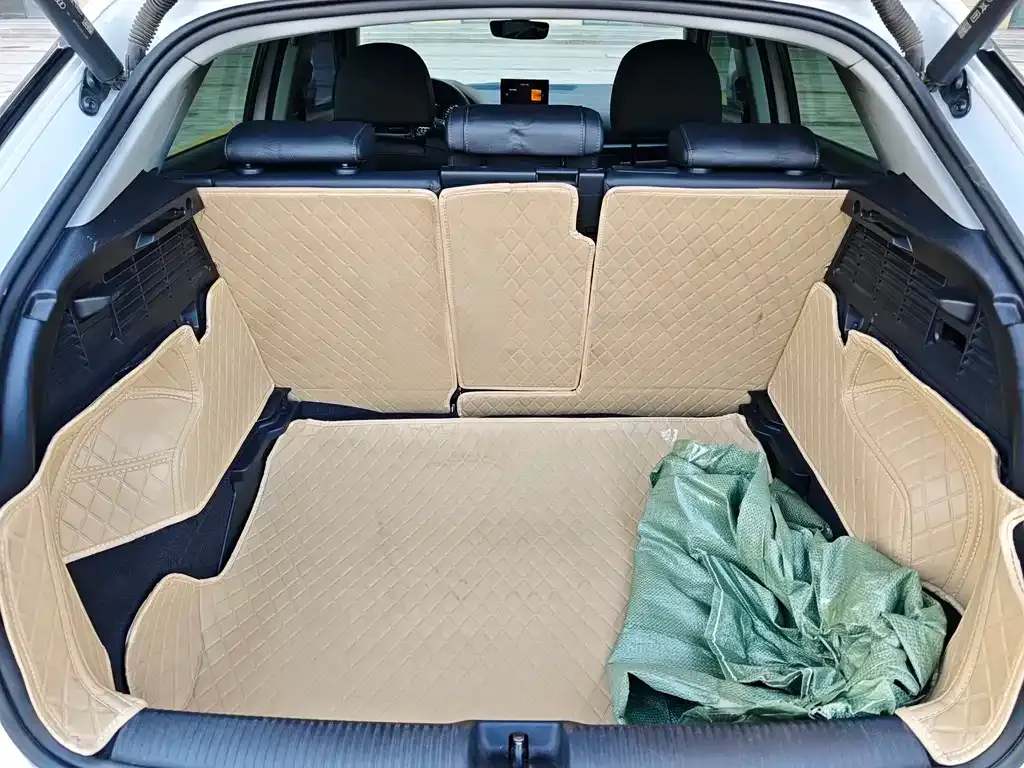 Audi Q2L 2023 из CN, фото 10